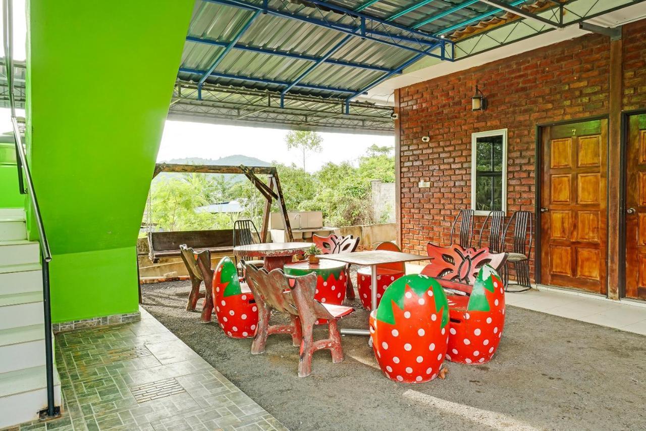 Oyo 90462 Padang Besar Green Inn Exterior photo